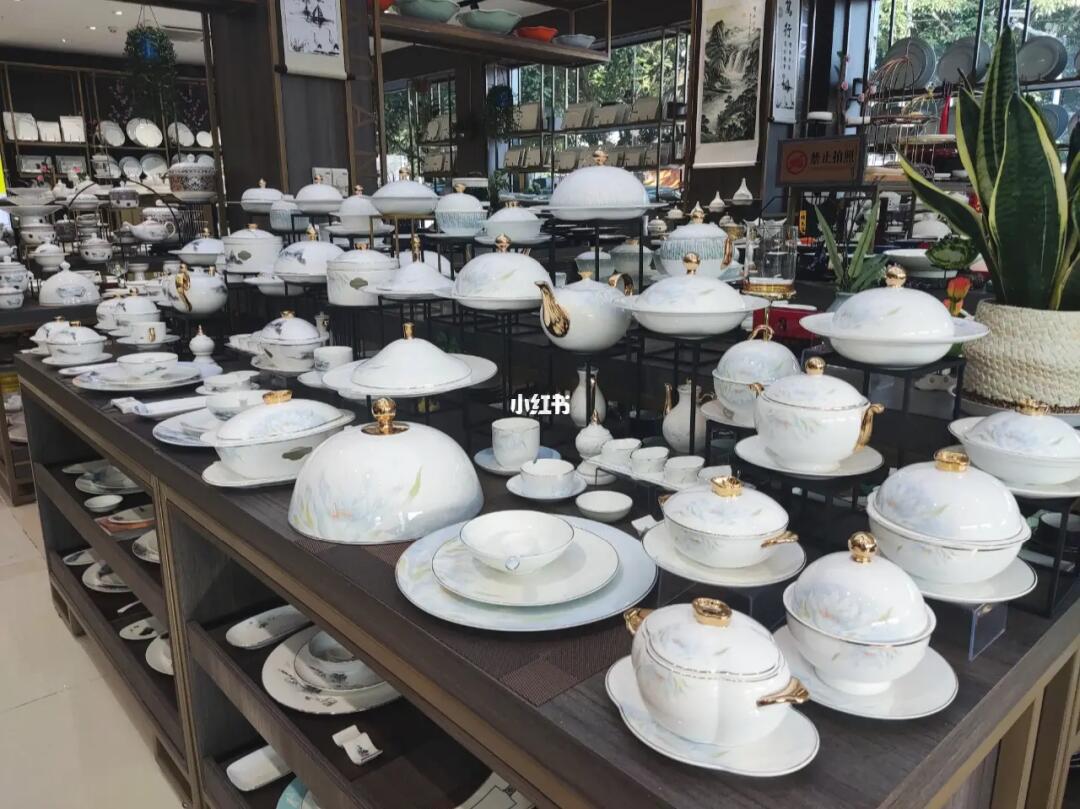 陶瓷盛宴 平湖酒店用品城采购全攻略，从餐具到陶瓷一网打尽